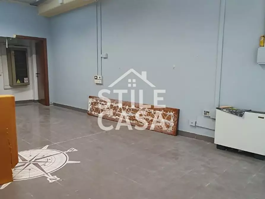 Immagine 4 di Locale commerciale in vendita  a Porcari