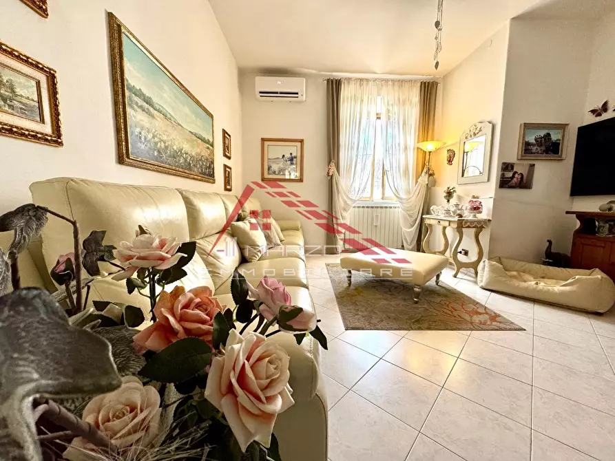 Immagine 1 di Appartamento in vendita  a Pisa