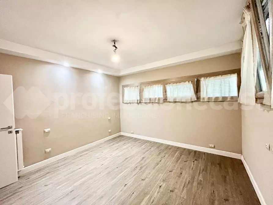 Immagine 6 di Appartamento in vendita  a Pisa