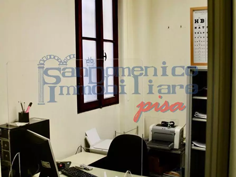 Immagine 4 di Ufficio in vendita  a Pisa