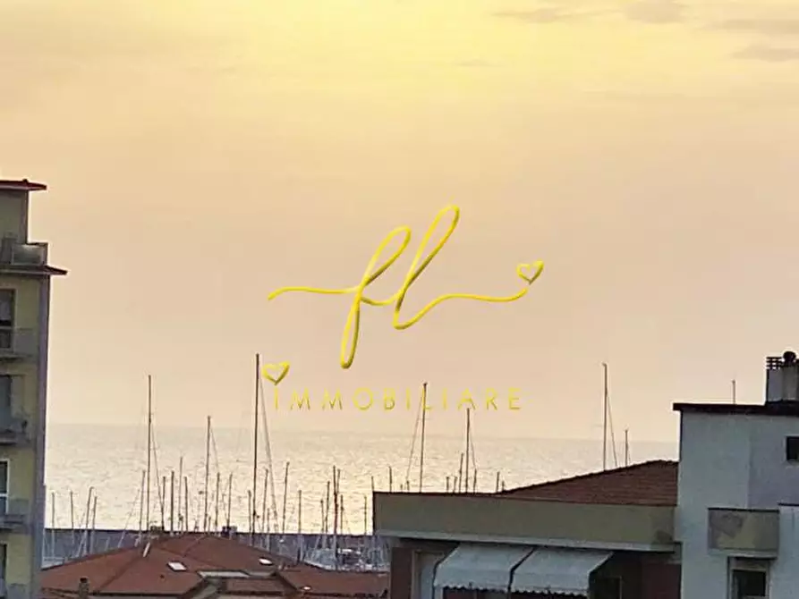 Immagine 24 di Appartamento in vendita  a Rosignano Marittimo