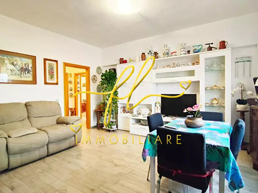 Immagine 8 di Appartamento in vendita  a Rosignano Marittimo