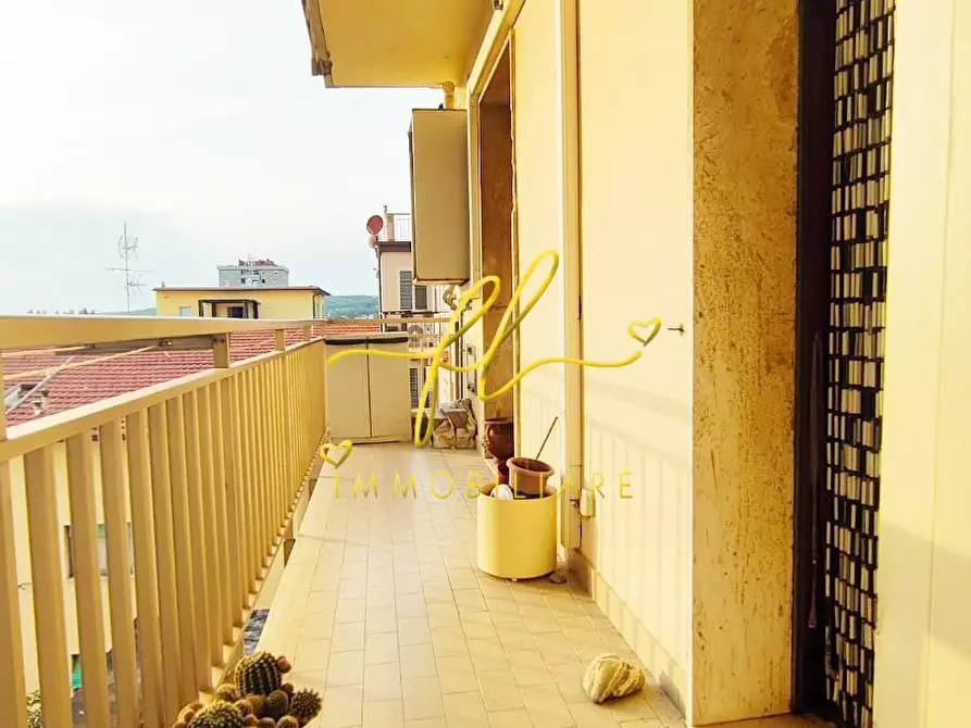 Immagine 23 di Appartamento in vendita  a Rosignano Marittimo