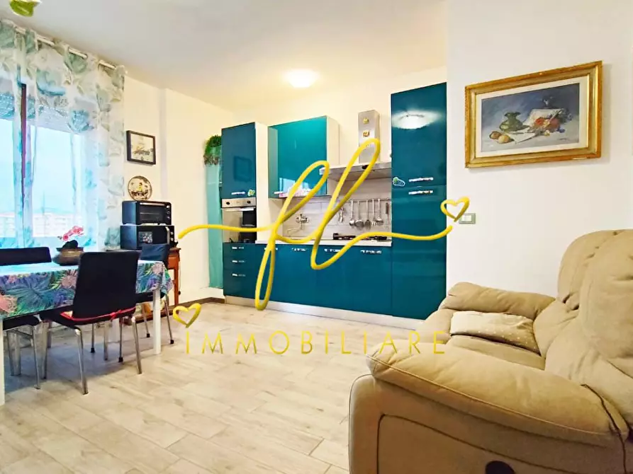 Immagine 2 di Appartamento in vendita  a Rosignano Marittimo