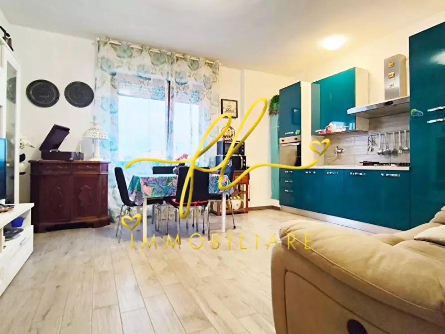Immagine 4 di Appartamento in vendita  a Rosignano Marittimo