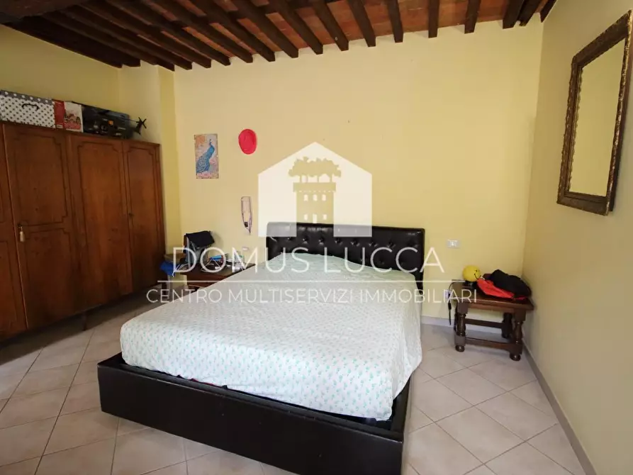 Immagine 5 di Appartamento in vendita  a Camaiore