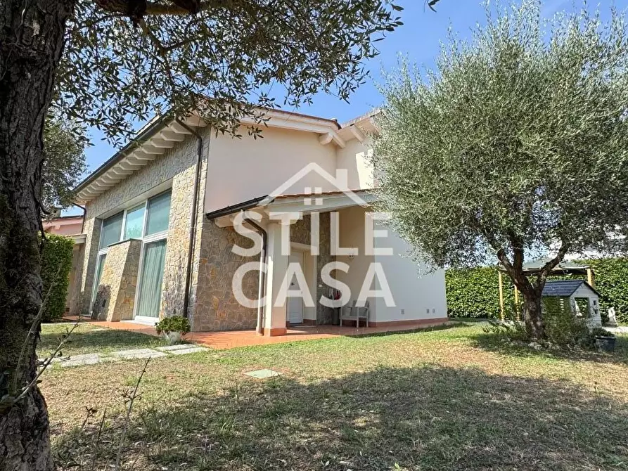 Immagine 55 di Casa bifamiliare in vendita  a Altopascio