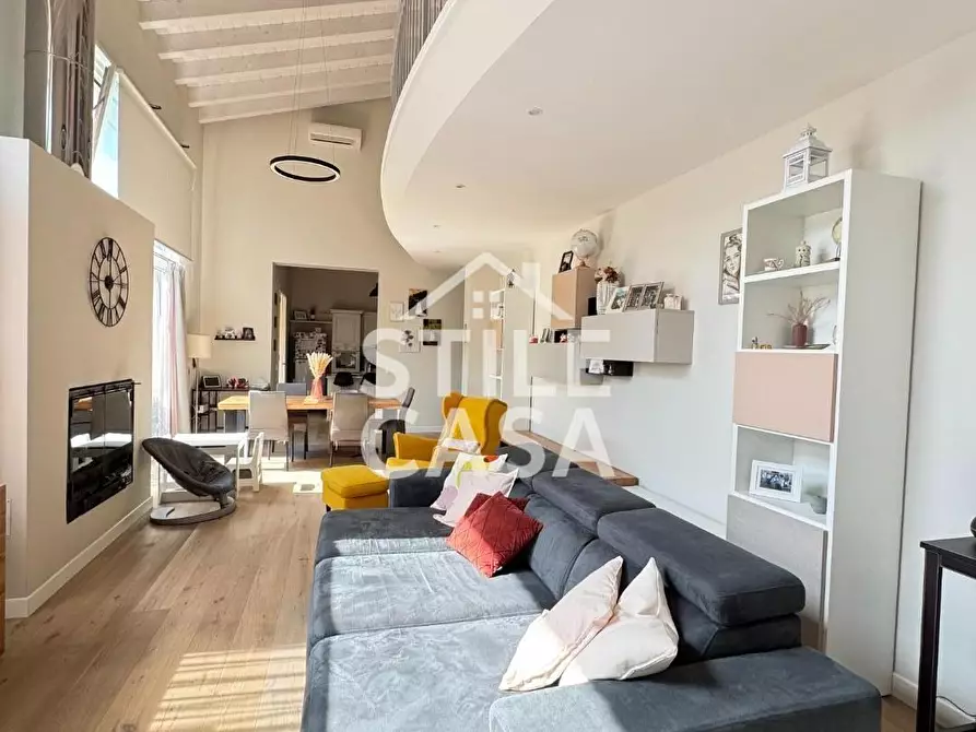 Immagine 3 di Casa bifamiliare in vendita  a Altopascio