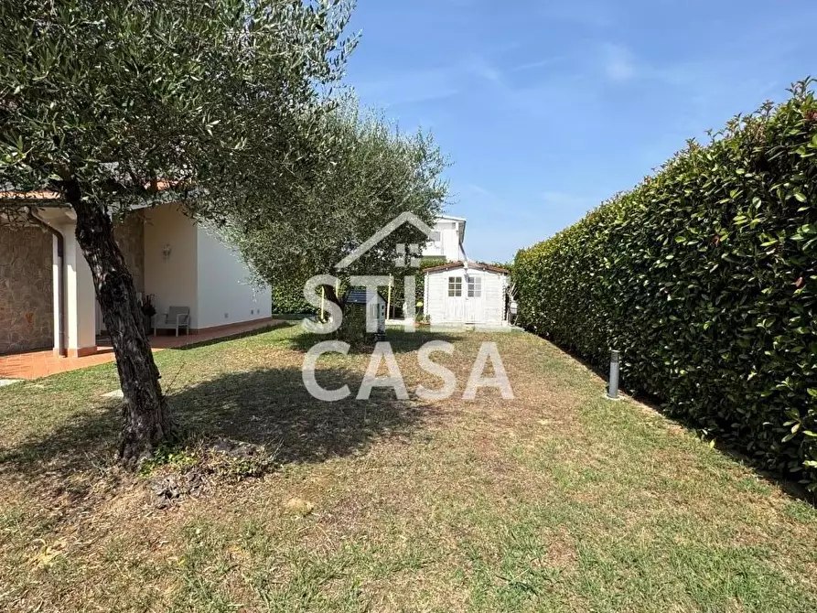 Immagine 56 di Casa bifamiliare in vendita  a Altopascio