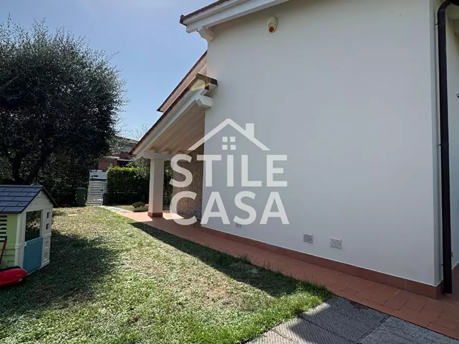 Immagine 58 di Casa bifamiliare in vendita  a Altopascio