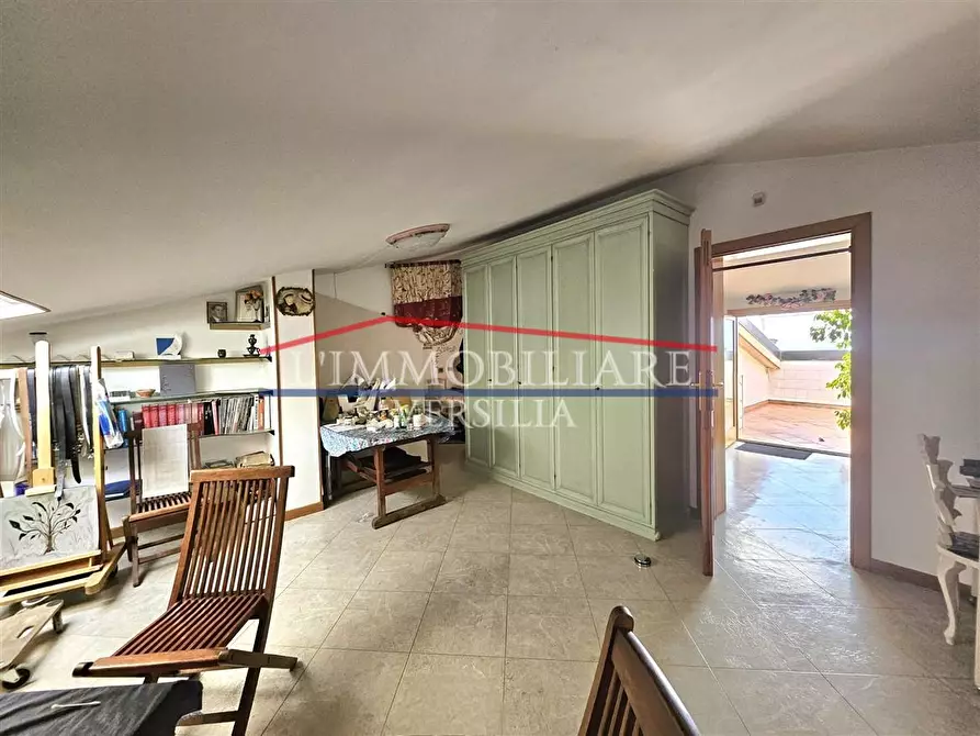 Immagine 14 di Appartamento in vendita  a Massa