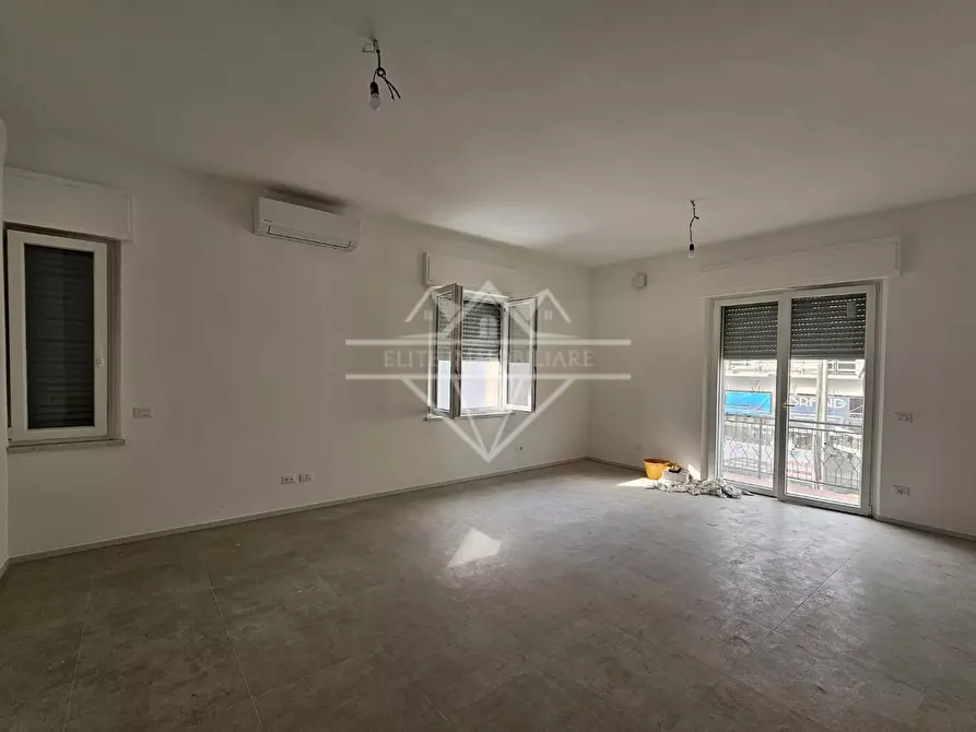 Immagine 4 di Appartamento in vendita  a Ortonovo