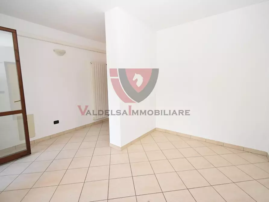 Immagine 2 di Appartamento in vendita  a Colle Di Val D'elsa