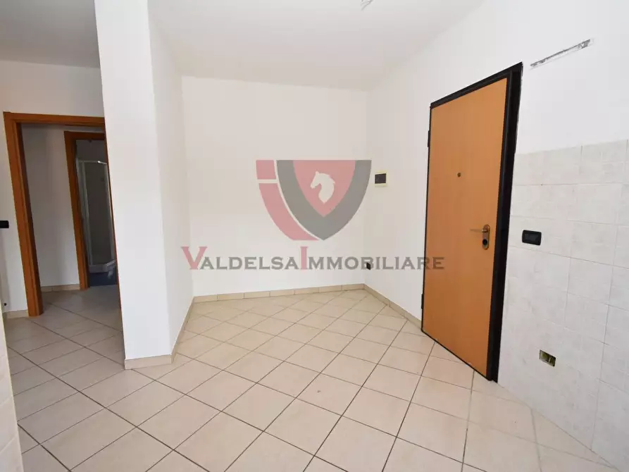 Immagine 5 di Appartamento in vendita  a Colle Di Val D'elsa