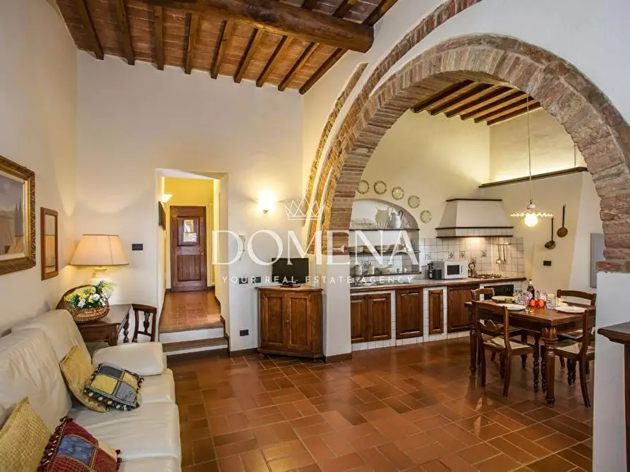 Immagine 12 di Appartamento in vendita  a San Gimignano