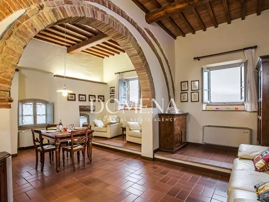 Immagine 13 di Appartamento in vendita  a San Gimignano