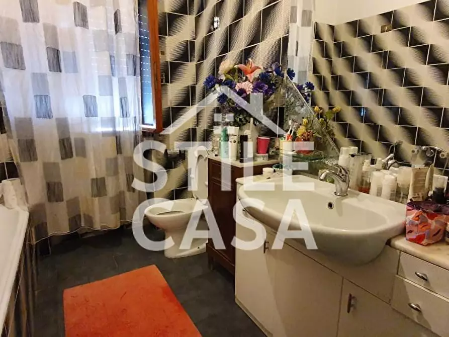 Immagine 8 di Casa bifamiliare in vendita  a Porcari