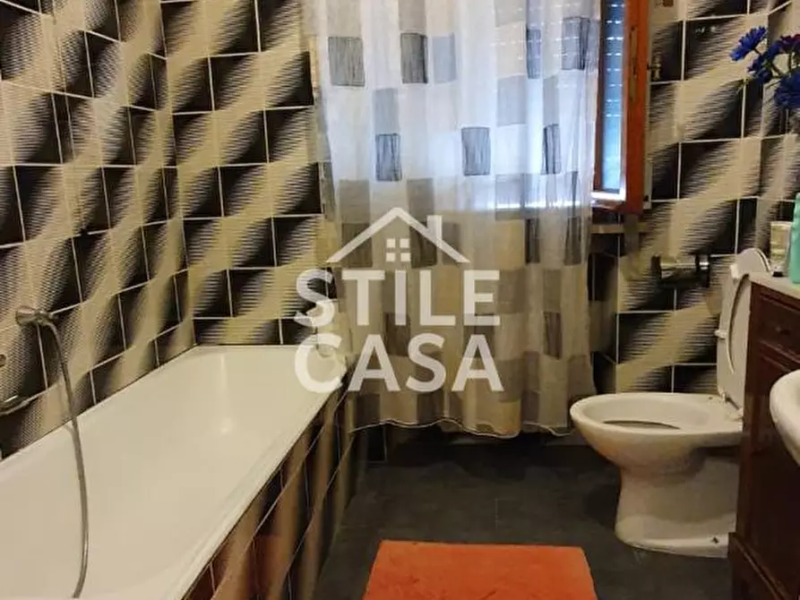 Immagine 7 di Casa bifamiliare in vendita  a Porcari