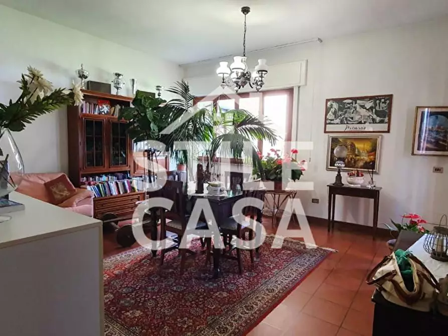 Immagine 9 di Casa bifamiliare in vendita  a Porcari