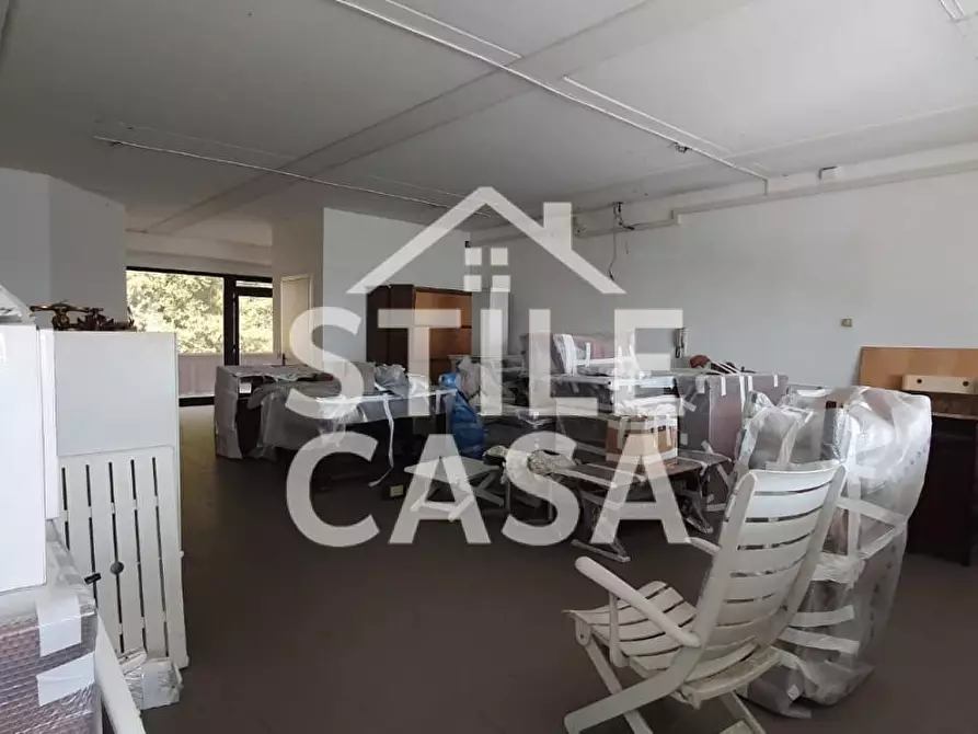 Immagine 7 di Ufficio in vendita  a Porcari