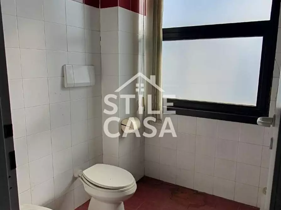 Immagine 3 di Ufficio in vendita  a Porcari