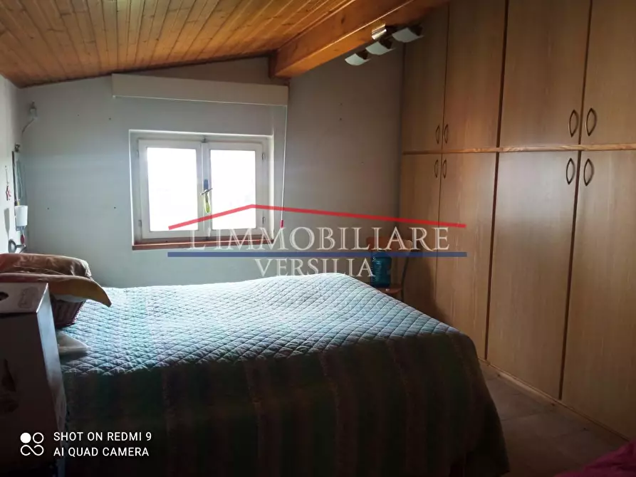 Immagine 7 di Appartamento in vendita  a Montignoso