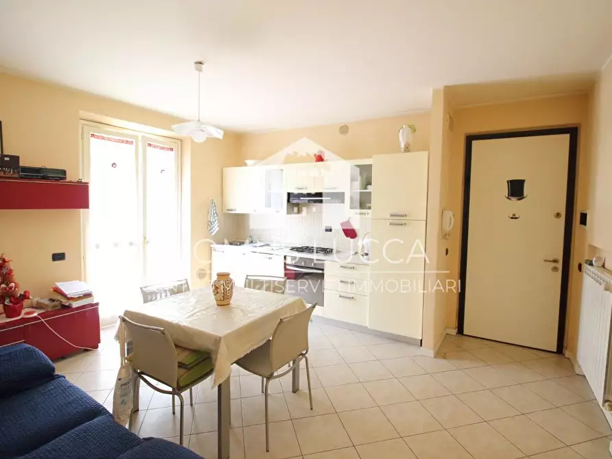 Immagine 14 di Appartamento in vendita  a Lucca