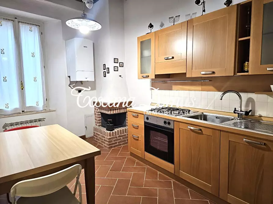 Immagine 24 di Appartamento in vendita  a Siena