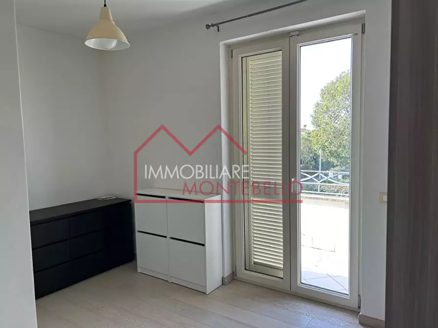 Immagine 26 di Casa trifamiliare in vendita  a Camaiore