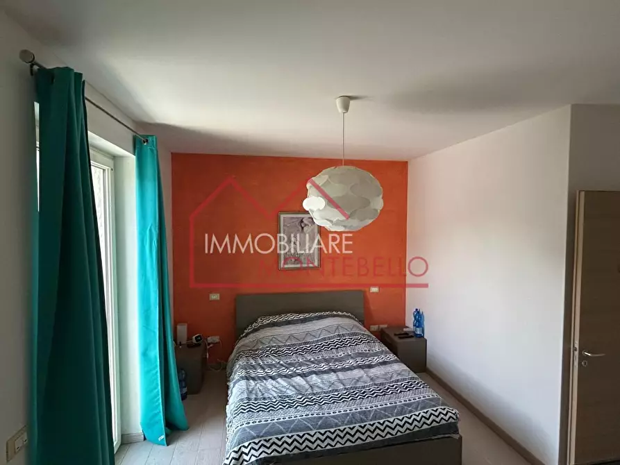 Immagine 22 di Casa trifamiliare in vendita  a Camaiore