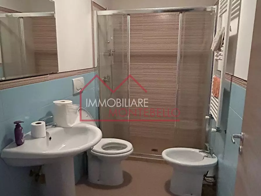 Immagine 30 di Casa trifamiliare in vendita  a Camaiore