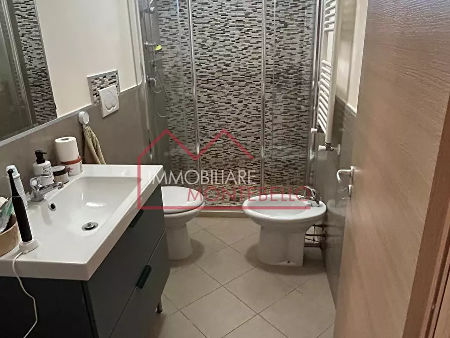 Immagine 29 di Casa trifamiliare in vendita  a Camaiore