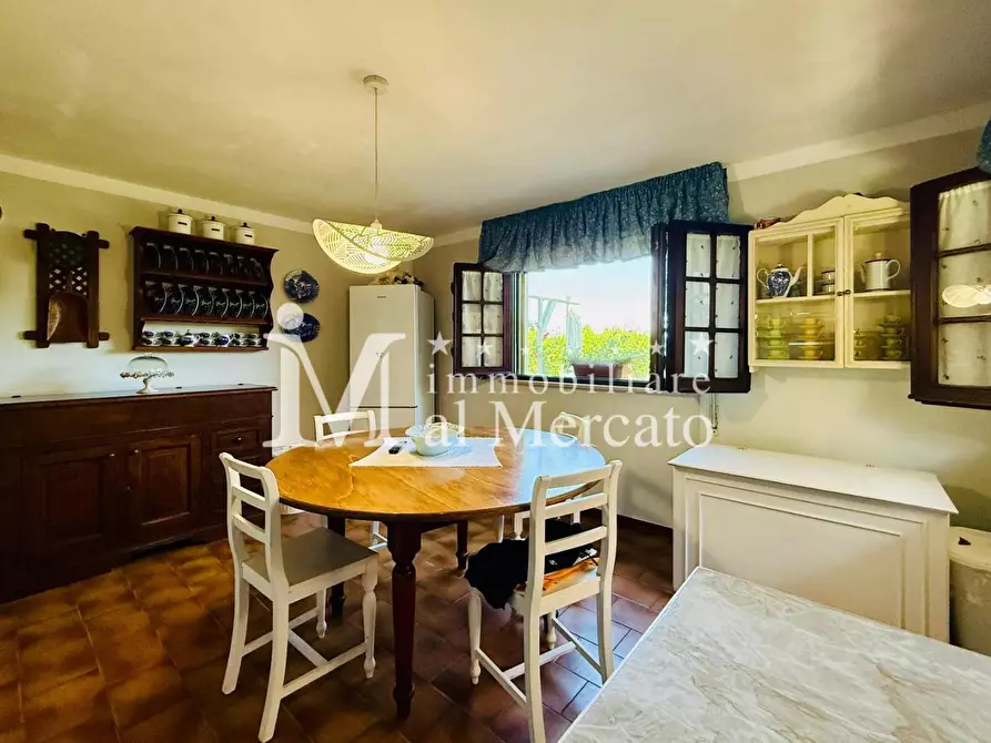 Immagine 16 di Porzione di casa in vendita  a Viareggio