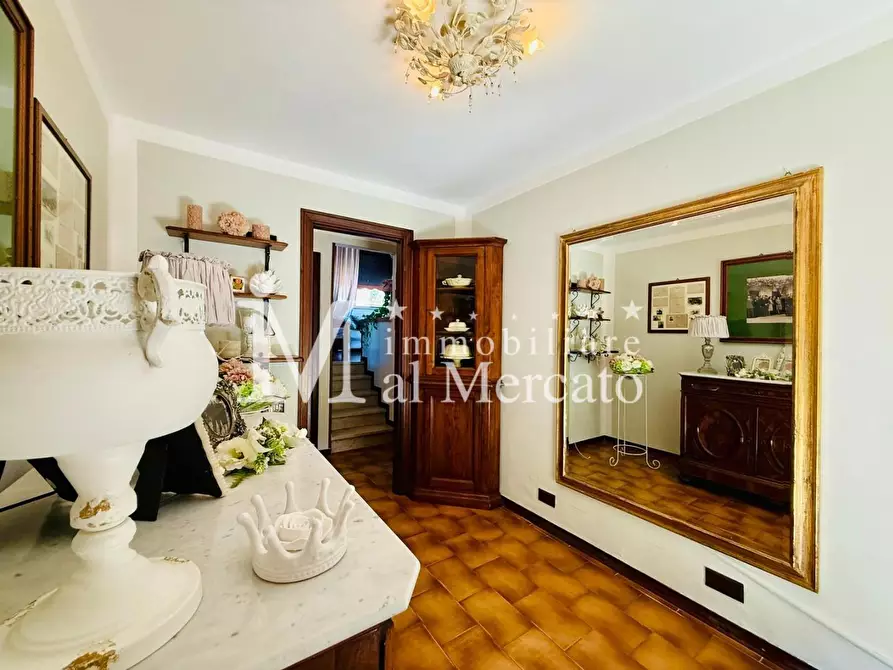 Immagine 23 di Casa indipendente in vendita  a Viareggio