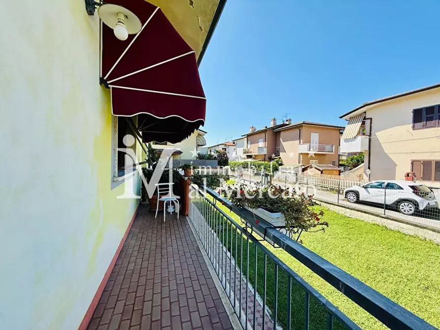 Immagine 34 di Casa indipendente in vendita  a Viareggio