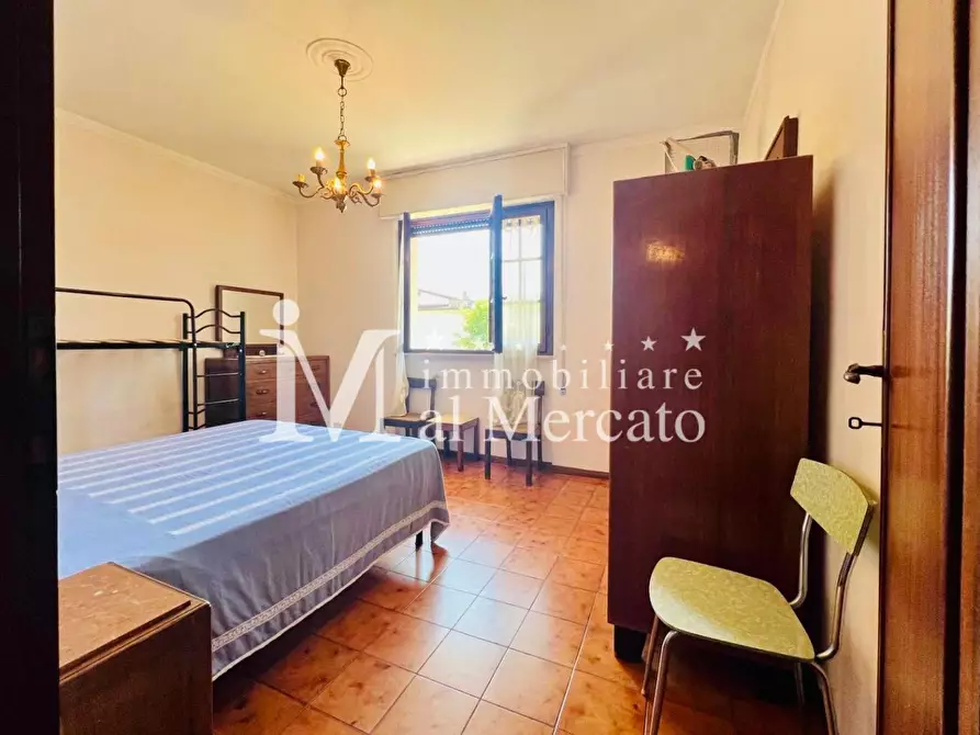 Immagine 84 di Casa indipendente in vendita  a Viareggio