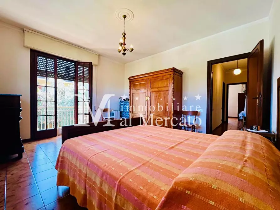 Immagine 69 di Casa indipendente in vendita  a Viareggio