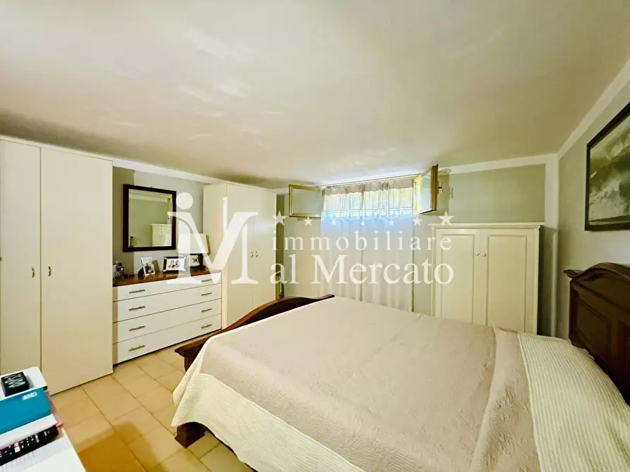 Immagine 52 di Casa indipendente in vendita  a Viareggio