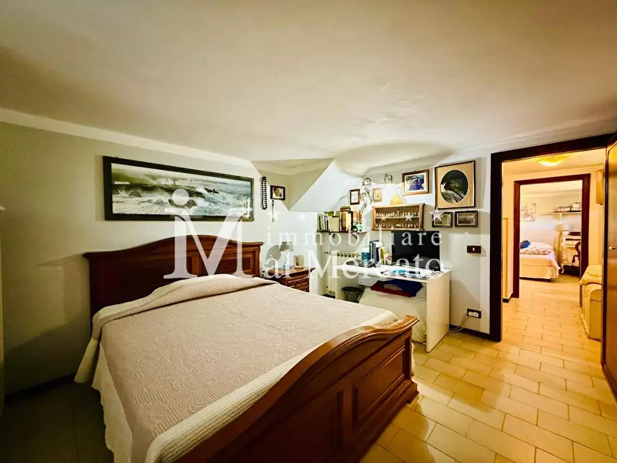 Immagine 54 di Casa indipendente in vendita  a Viareggio