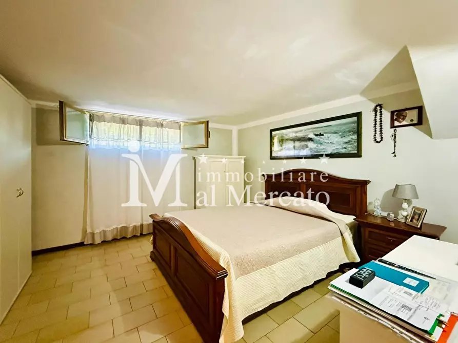 Immagine 51 di Casa indipendente in vendita  a Viareggio