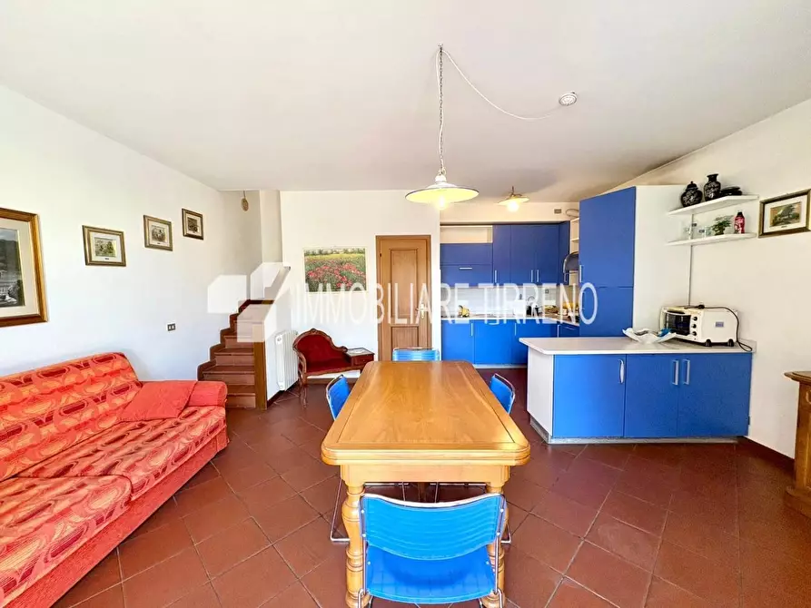 Immagine 4 di Villetta a schiera in vendita  a Massa