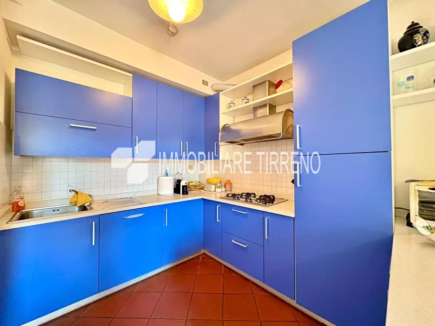 Immagine 7 di Villetta a schiera in vendita  a Massa