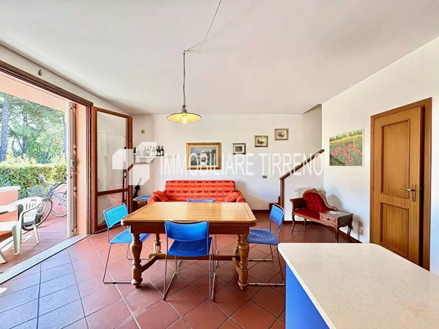 Immagine 6 di Villetta a schiera in vendita  a Massa