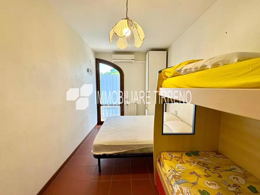 Immagine 10 di Villetta a schiera in vendita  a Massa