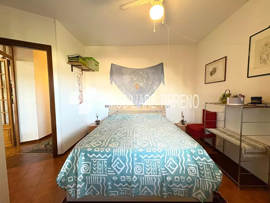 Immagine 14 di Appartamento in vendita  a Massa