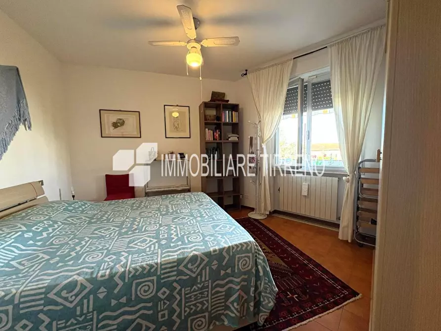 Immagine 13 di Appartamento in vendita  a Massa