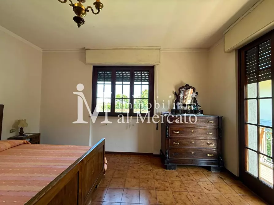 Immagine 25 di Porzione di casa in vendita  a Viareggio