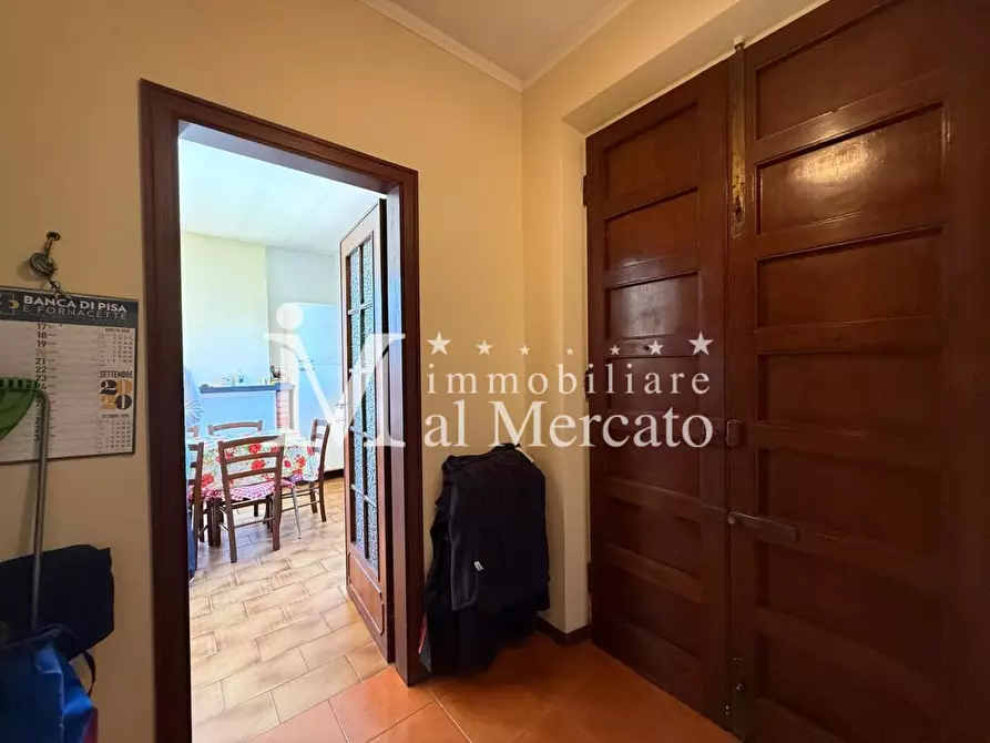 Immagine 14 di Porzione di casa in vendita  a Viareggio