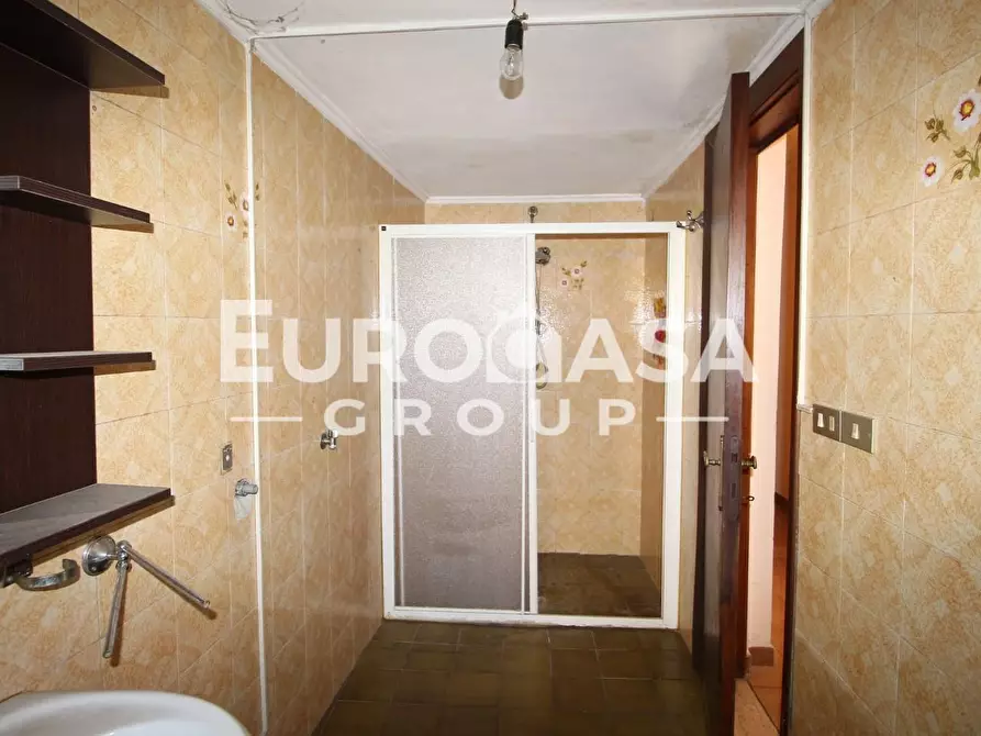 Immagine 28 di Casa bifamiliare in vendita  a Capannori