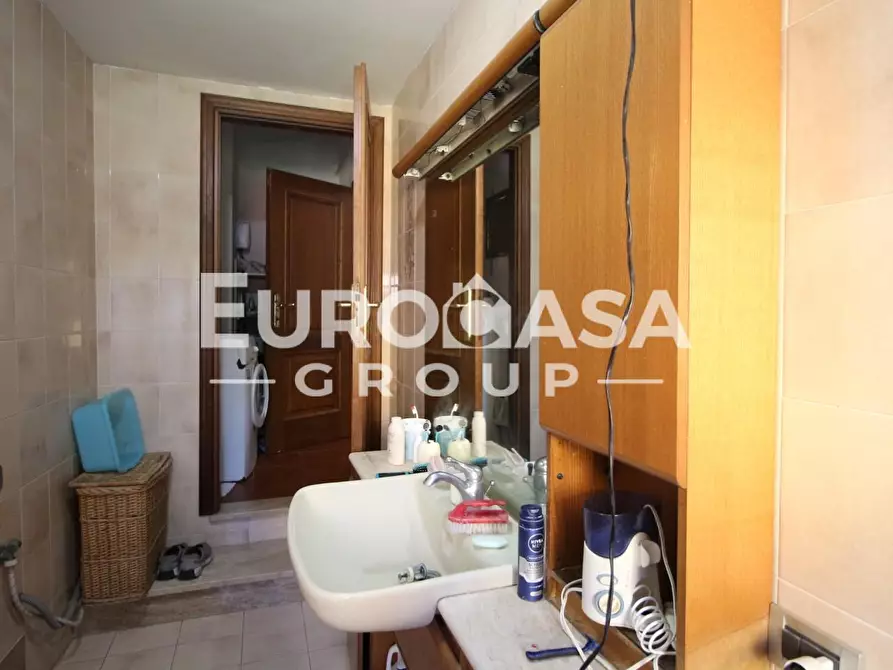 Immagine 10 di Casa bifamiliare in vendita  a Capannori